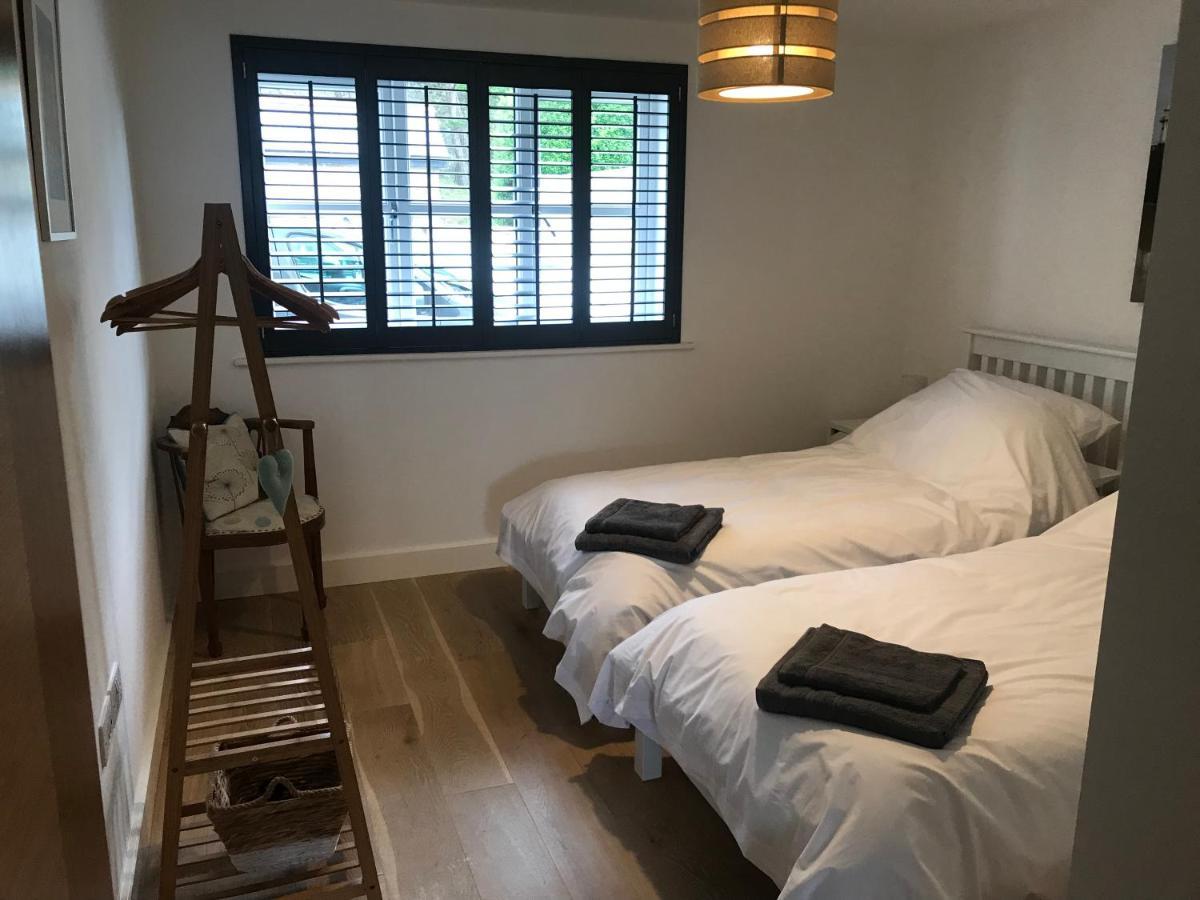 Modern Apartment With Stunning Views, Close To Amenities And St Ives Hayle Kültér fotó
